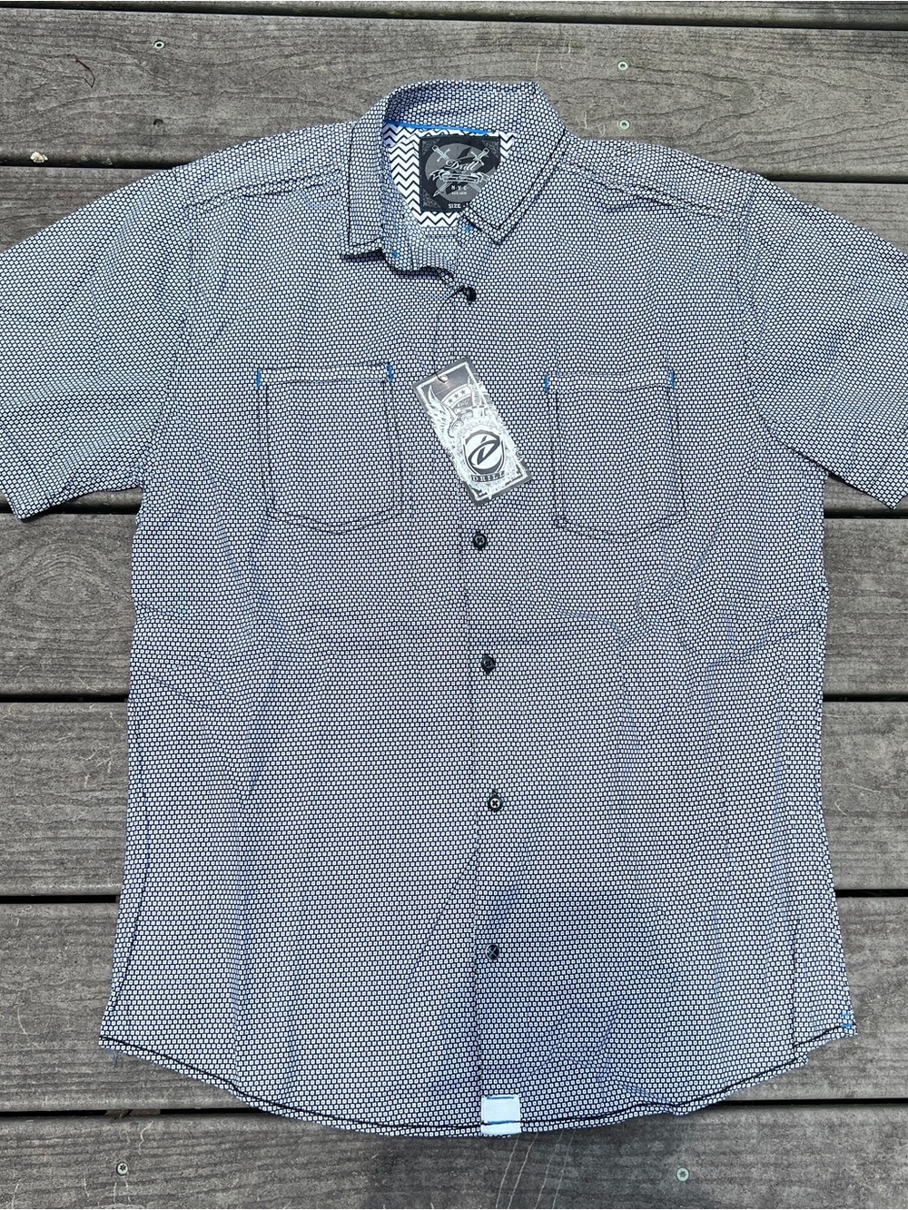 NWT! Drill Clothing Company: Men's Short Sleeve Button-Up Shirt. Size Large.